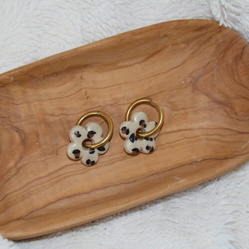 boucles d oreilles fleur motif leopard acier inoxydable