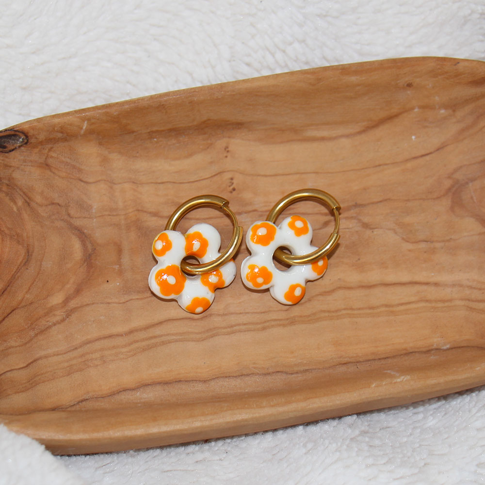 boucles d oreilles fleur orange blanche acier inoxydable