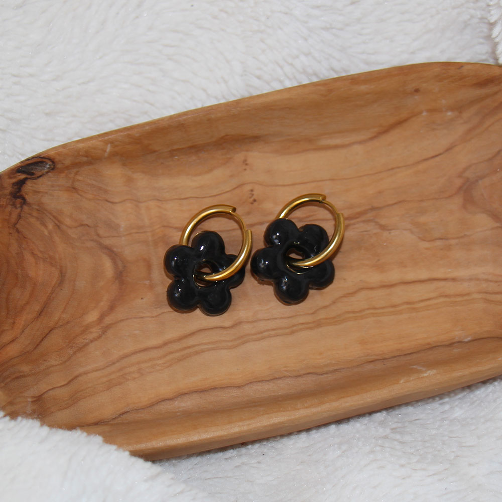 boucles d oreilles fleur noire acier inoxydable