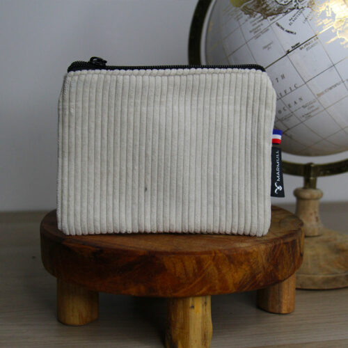 pochette marmull en velours cotelé blanc avec fermeture zip